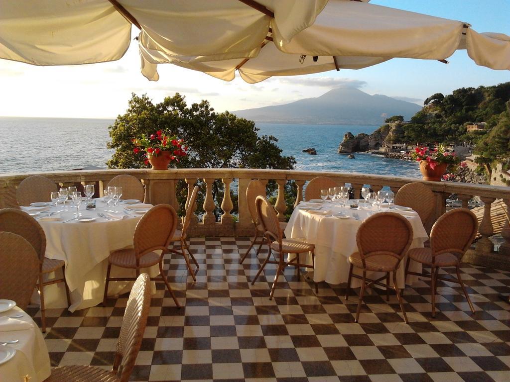 Hotel Scrajo Wellness & Mineral Spa Neapolitan Riviera Exterior photo